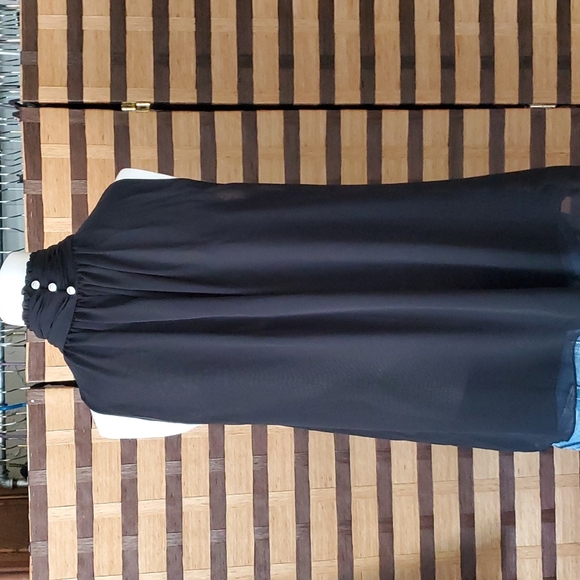 Vince Camuto Double layered chiffon tank - Picture 6 of 10